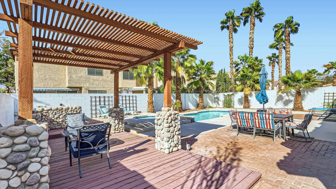 Photo of Outdoor in Green Valley North
