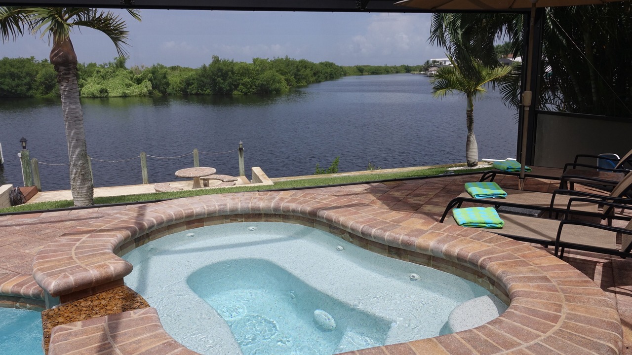Photo of Outdoor in Pelican