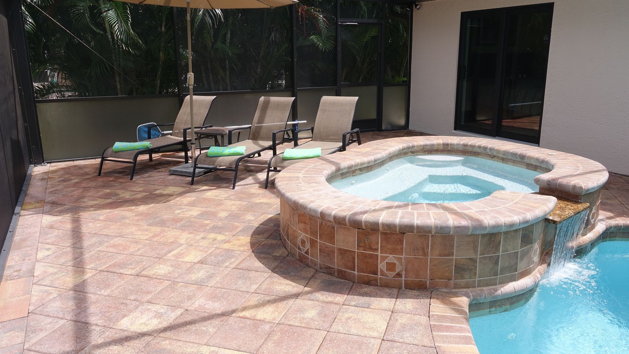 Photo of Outdoor in Pelican