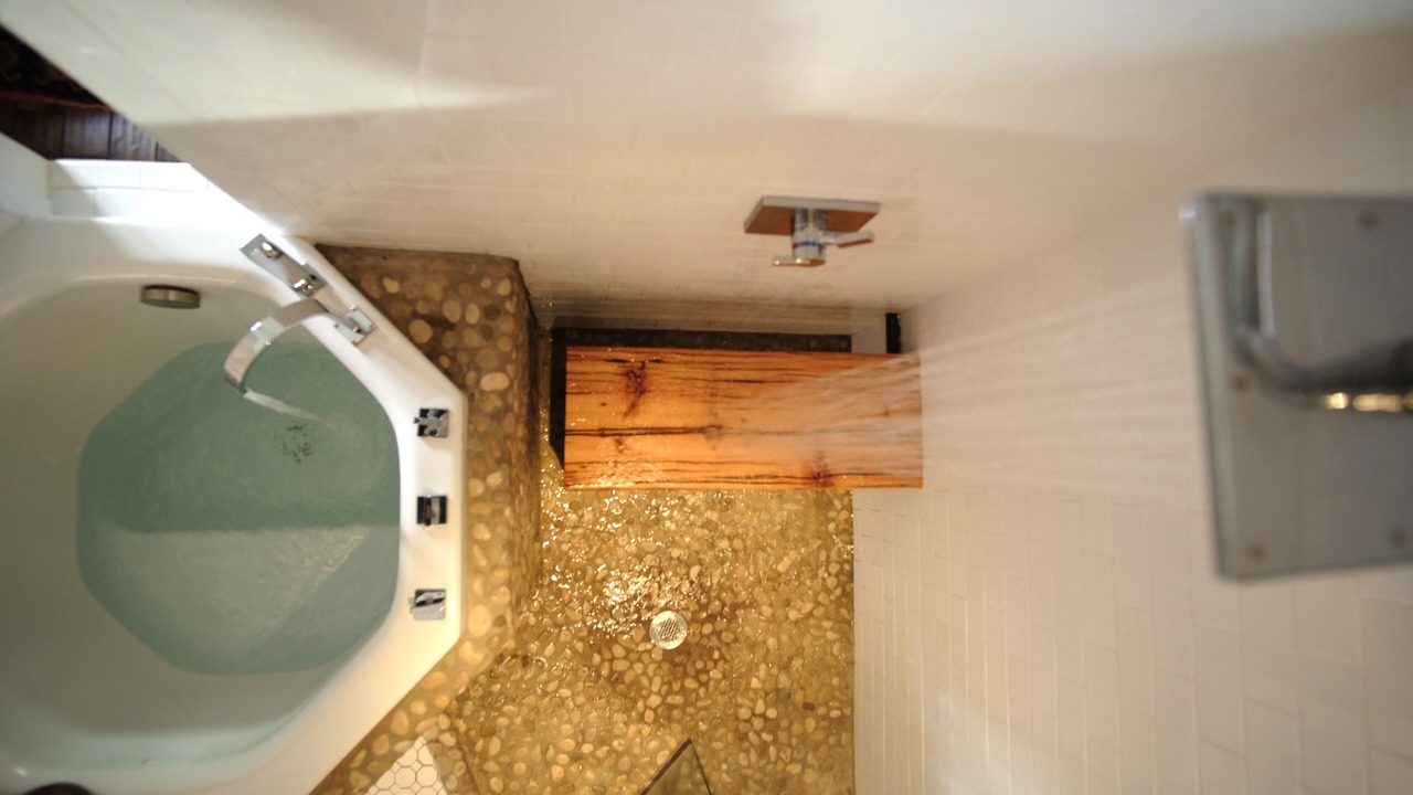 Photo of Bathroom in Cheyenne Canyon
