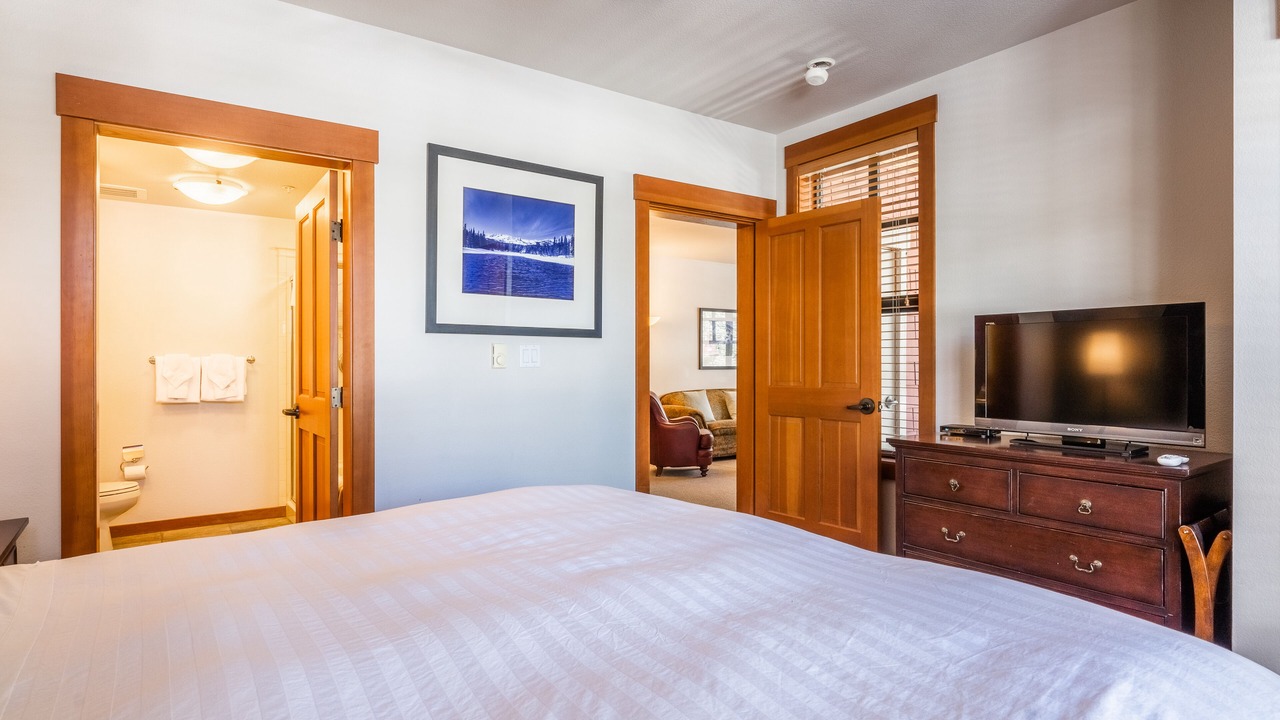 Photo of Bedroom in Mammoth Lakes