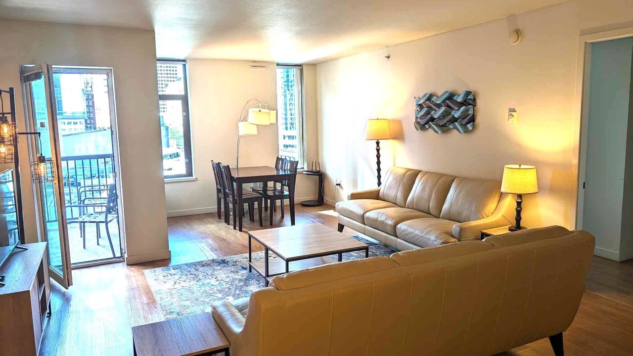 Photo of Livingroom in Downtown Seattle