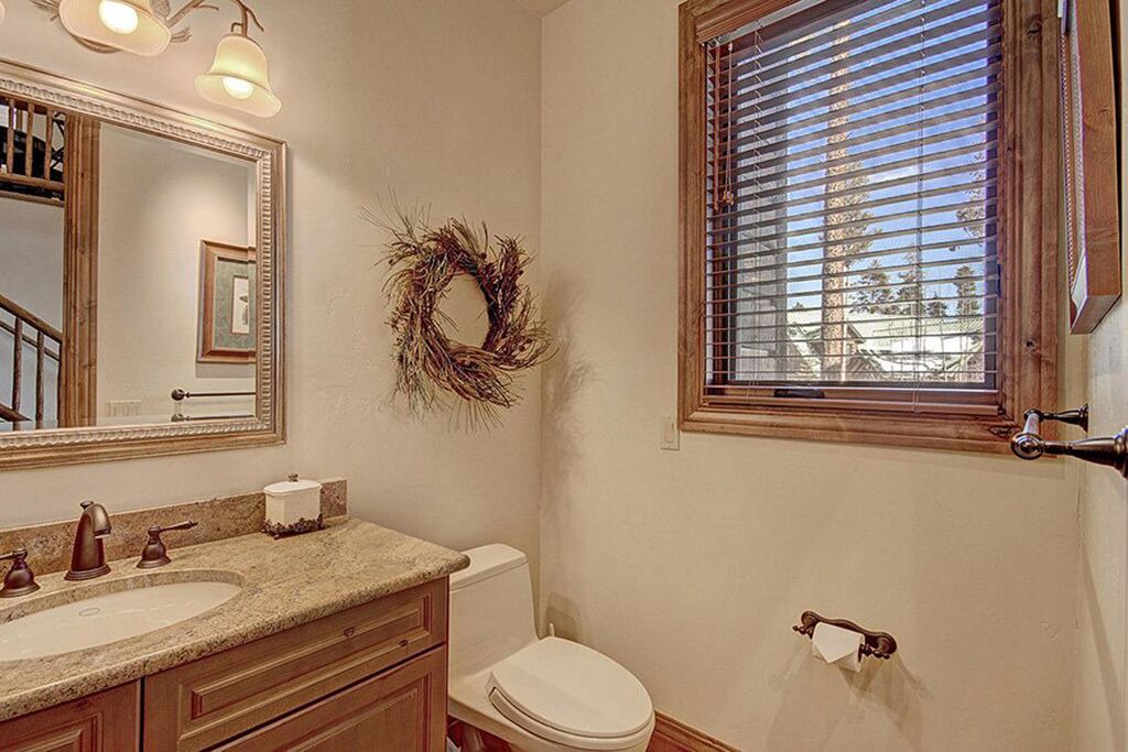 Photo of Bathroom in Boulder Ridge