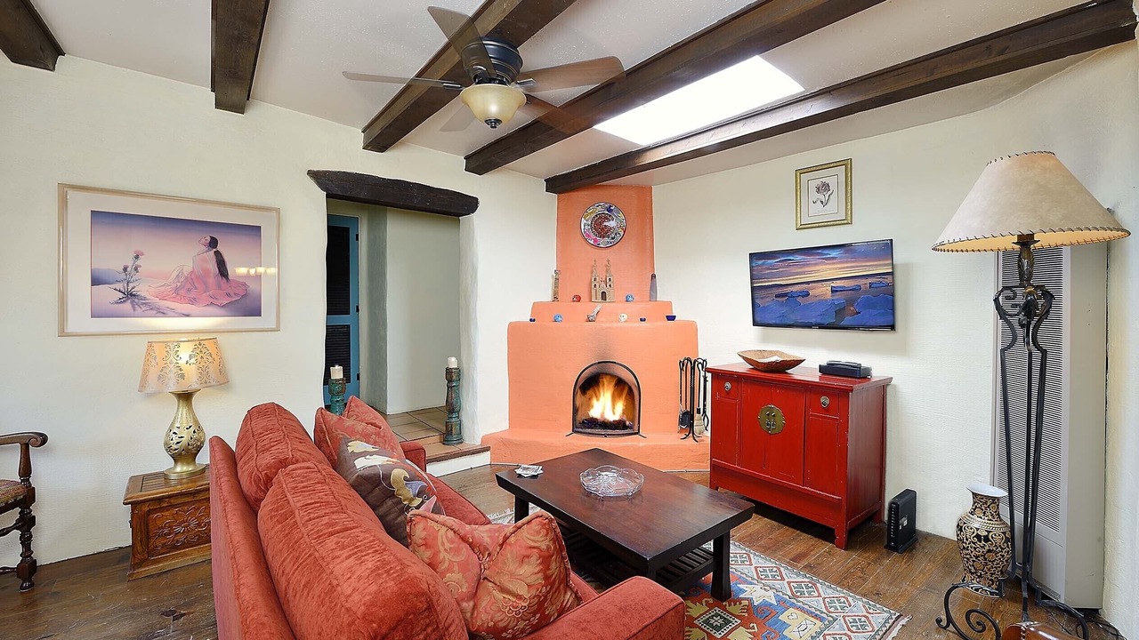 Photo of Livingroom in Downtown Santa Fe
