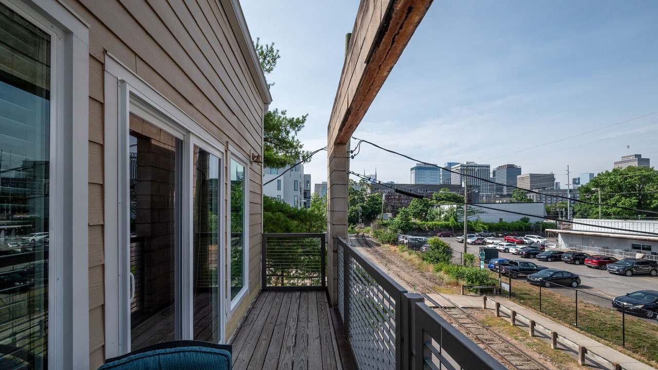 Photo of Outdoor in North Capitol