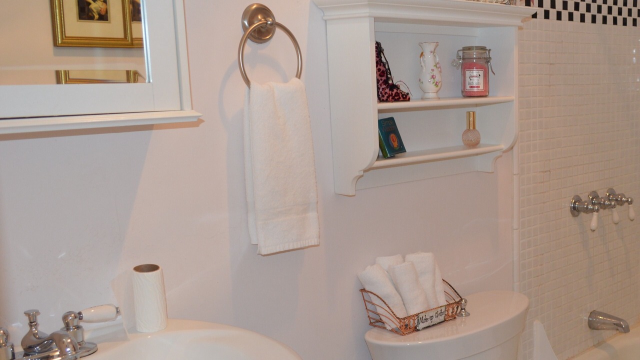 Photo of Bathroom in Grass Valley