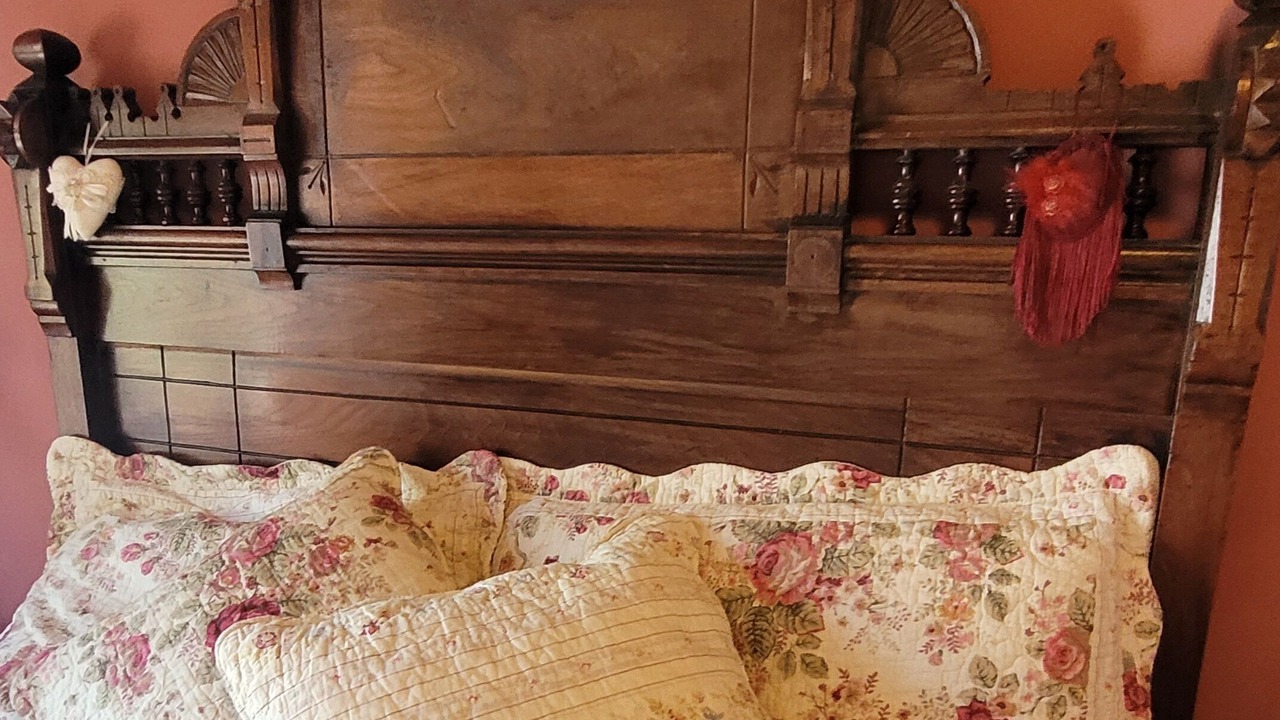 Photo of Bedroom in Grass Valley