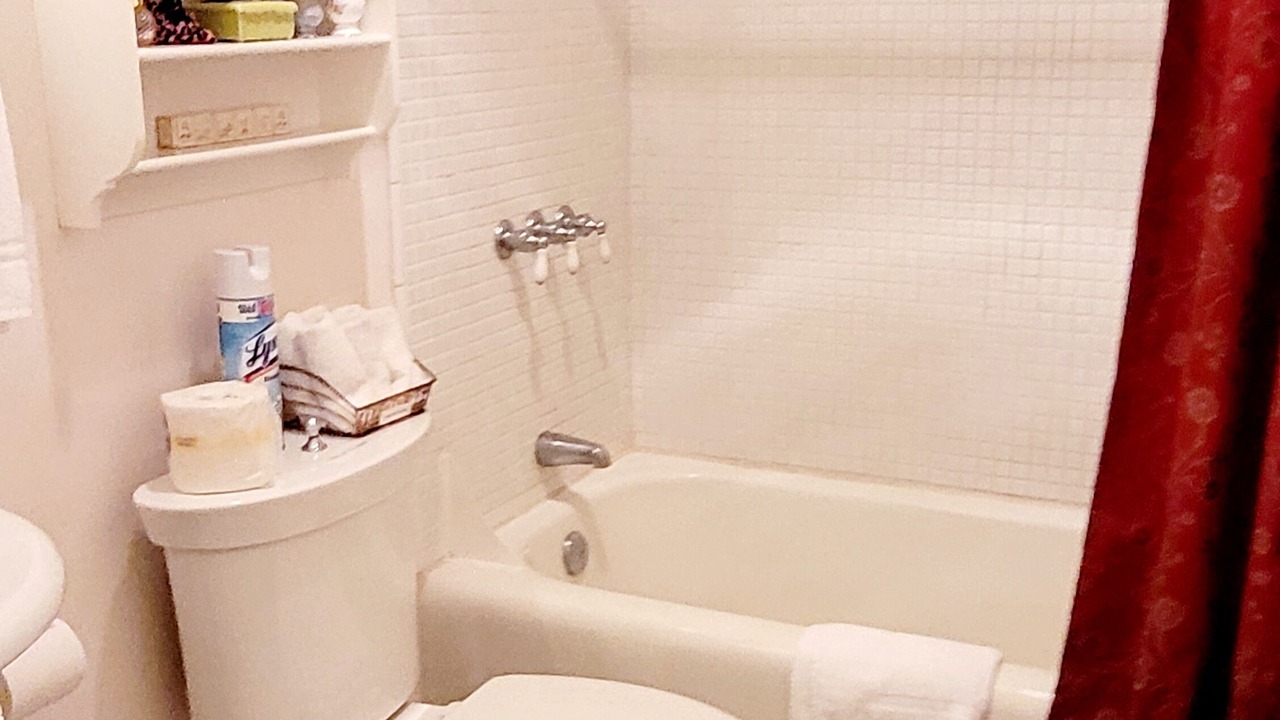 Photo of Bathroom in Grass Valley
