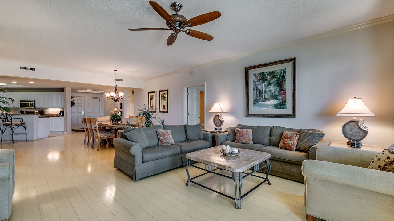 Photo of Livingroom in Arcadian Shores