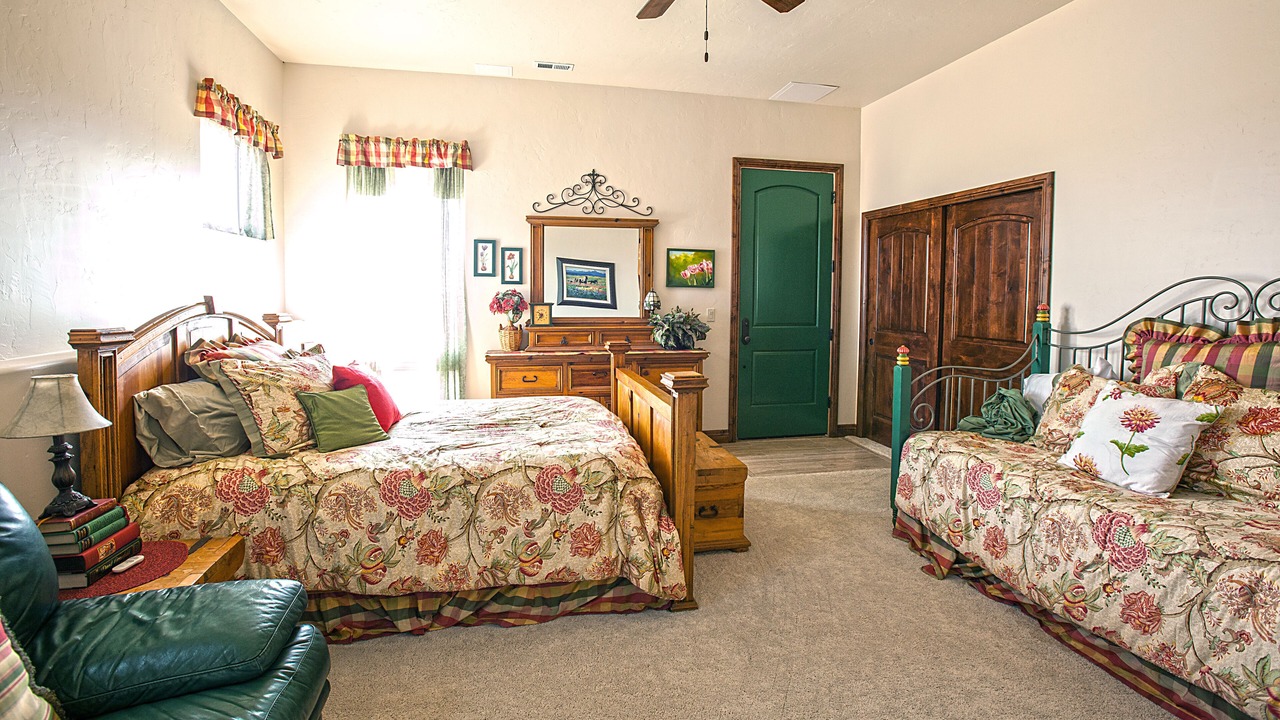 Photo of Bedroom in Mountain Shadows