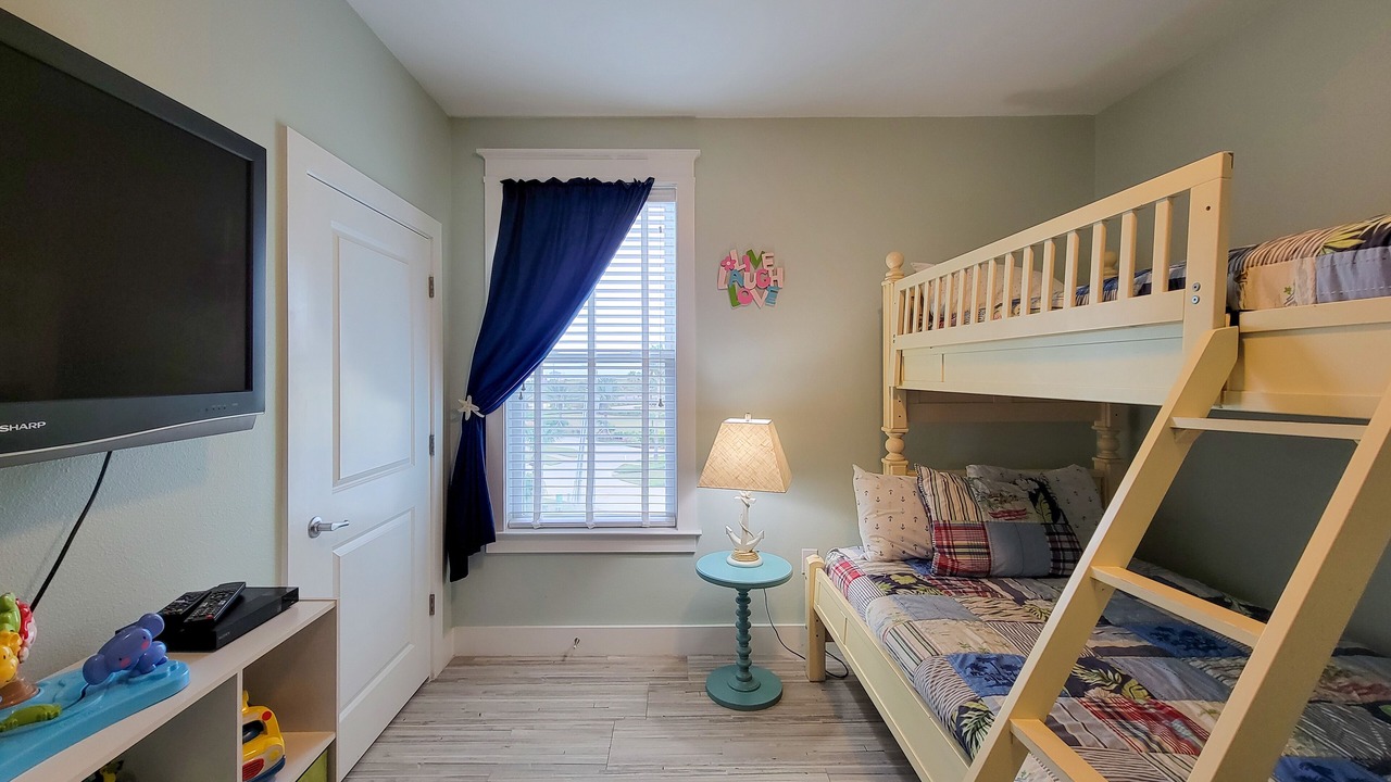 Photo of Bedroom in Red Fish Cove