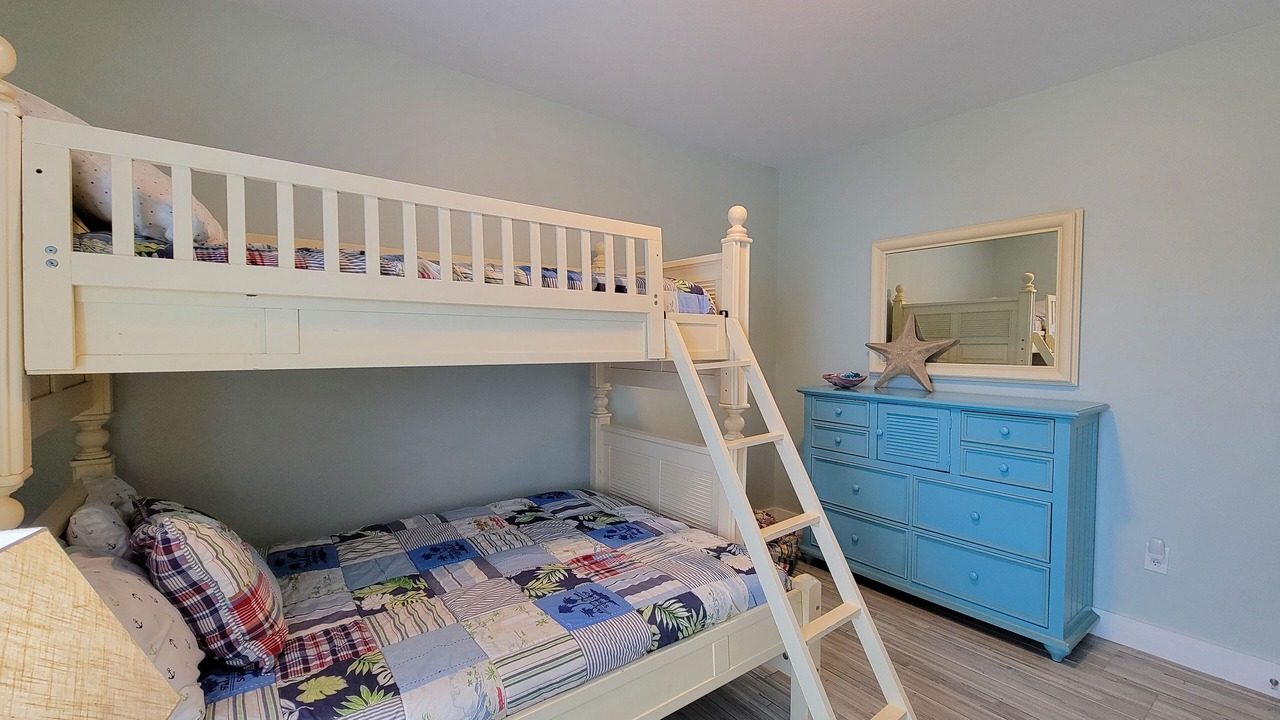 Photo of Bedroom in Red Fish Cove