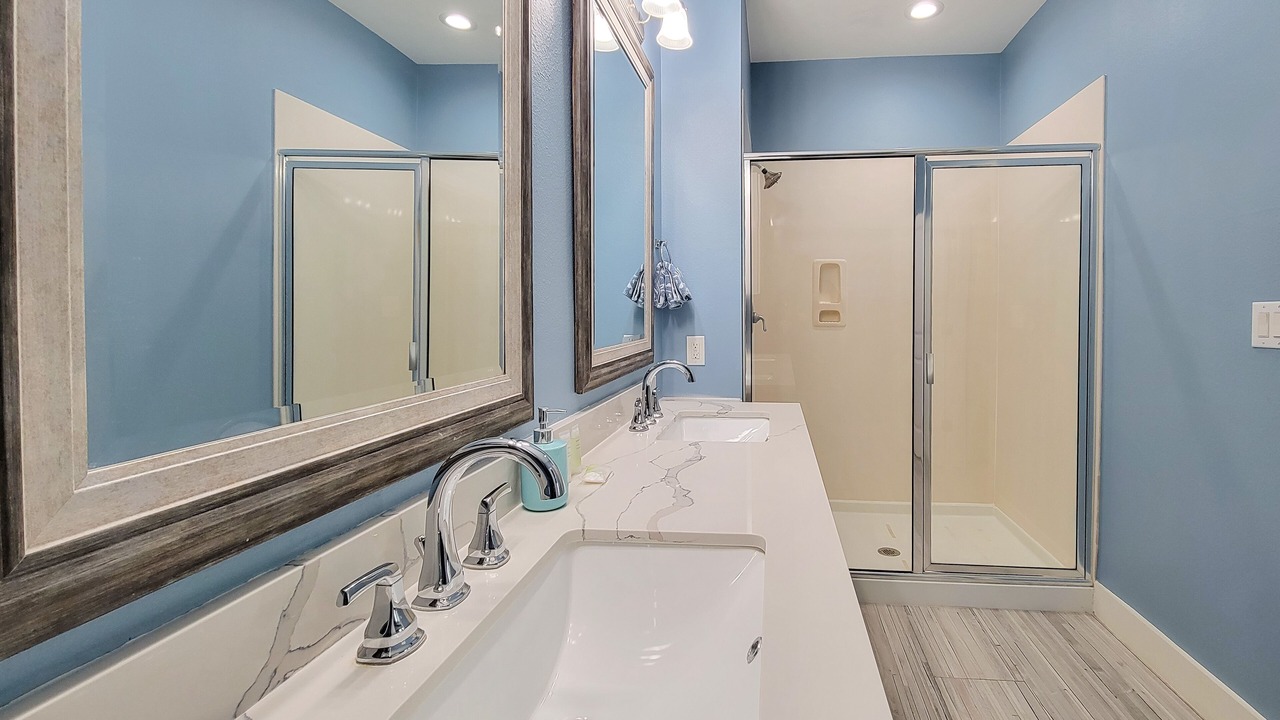 Photo of Bathroom in Red Fish Cove
