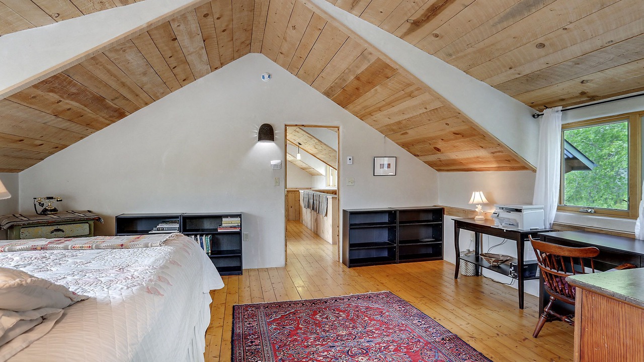 Photo of Bedroom in Abiquiu