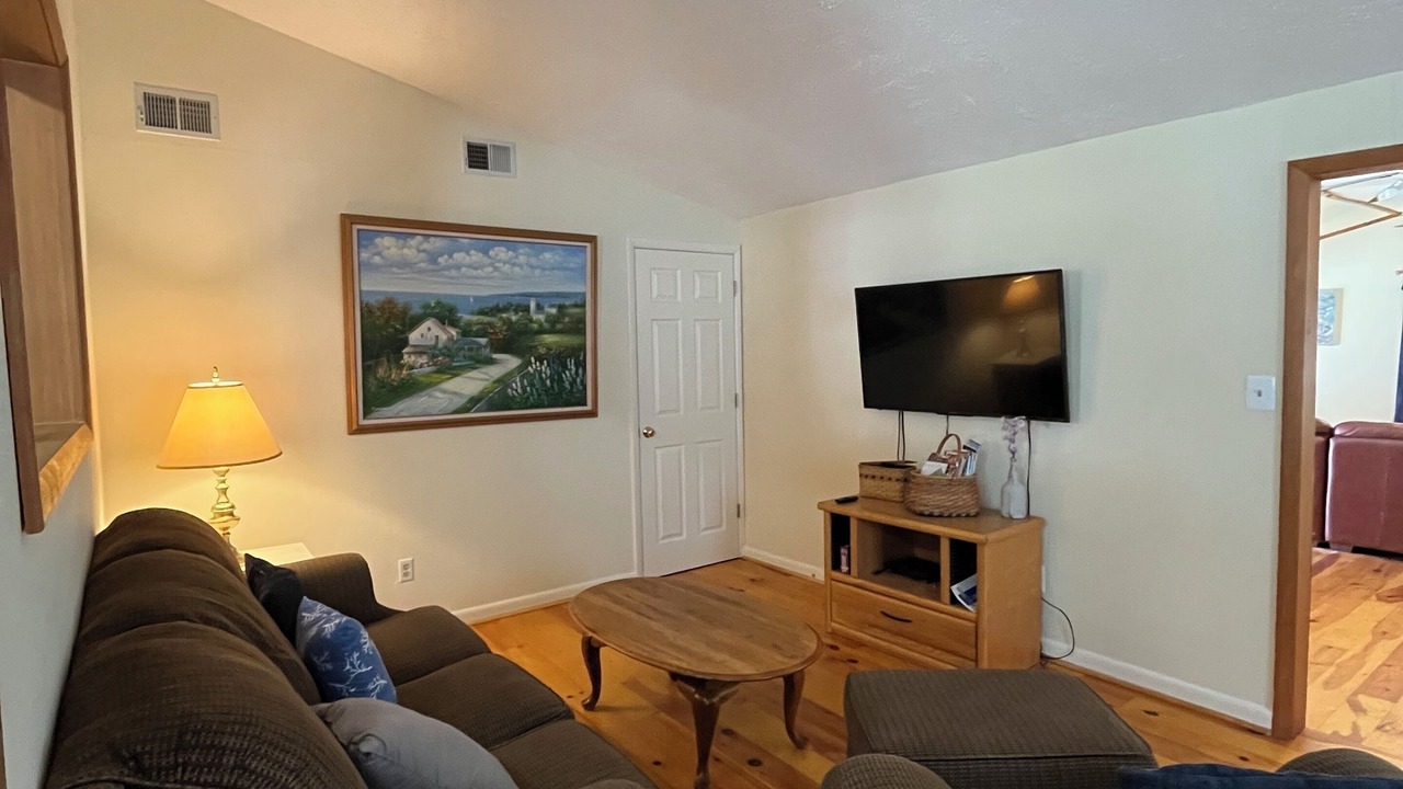 Photo of Livingroom in Ocean Pines