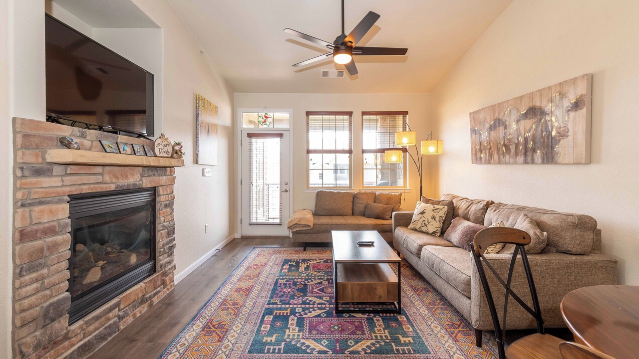 Photo of Livingroom in Silvercreek