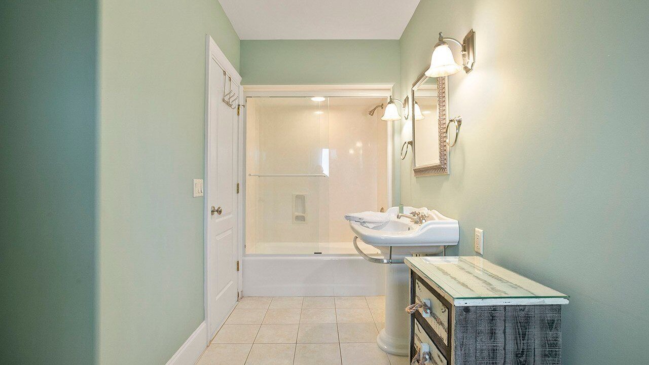 Photo of Bathroom in North Forest Beach