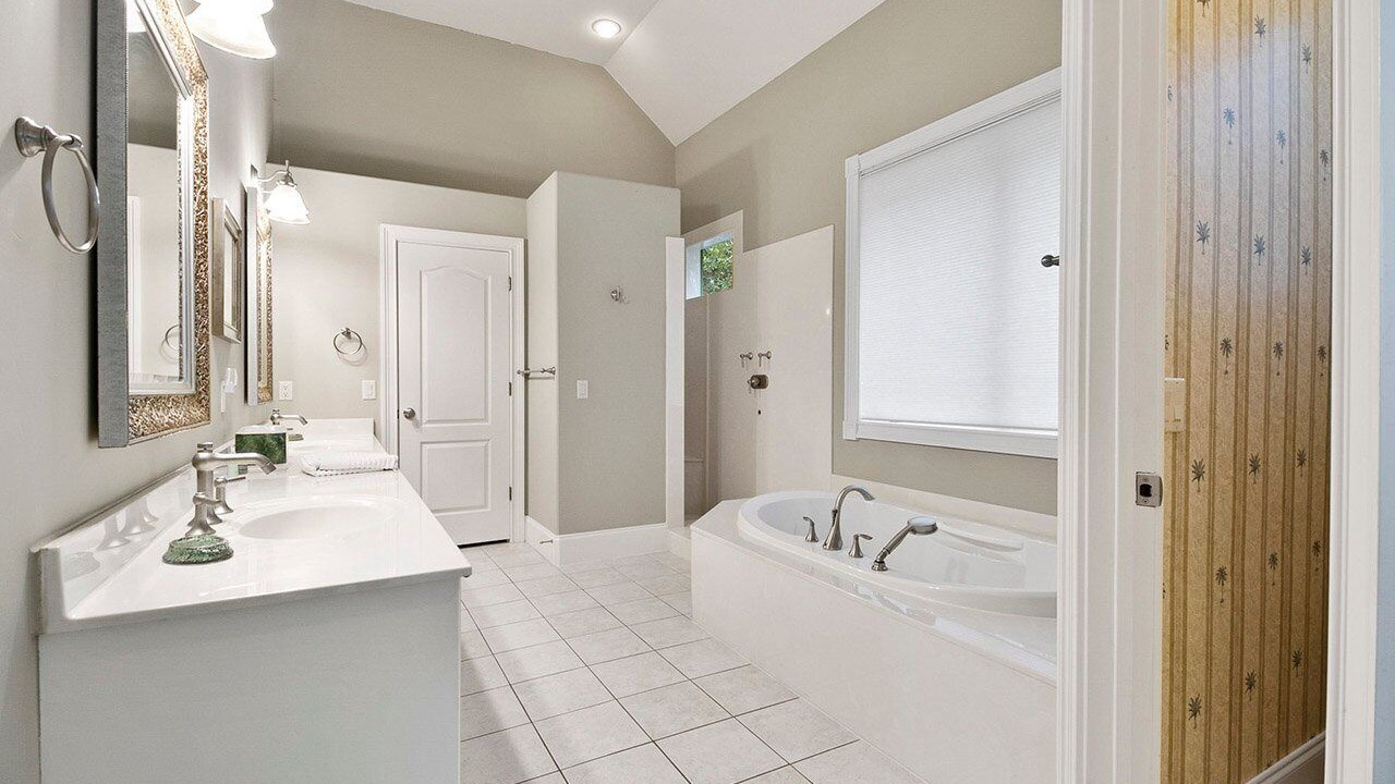 Photo of Bathroom in North Forest Beach