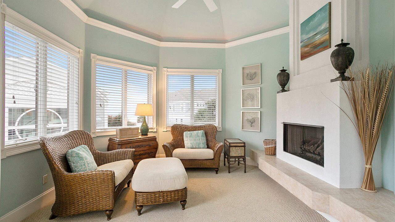 Photo of Livingroom in North Forest Beach