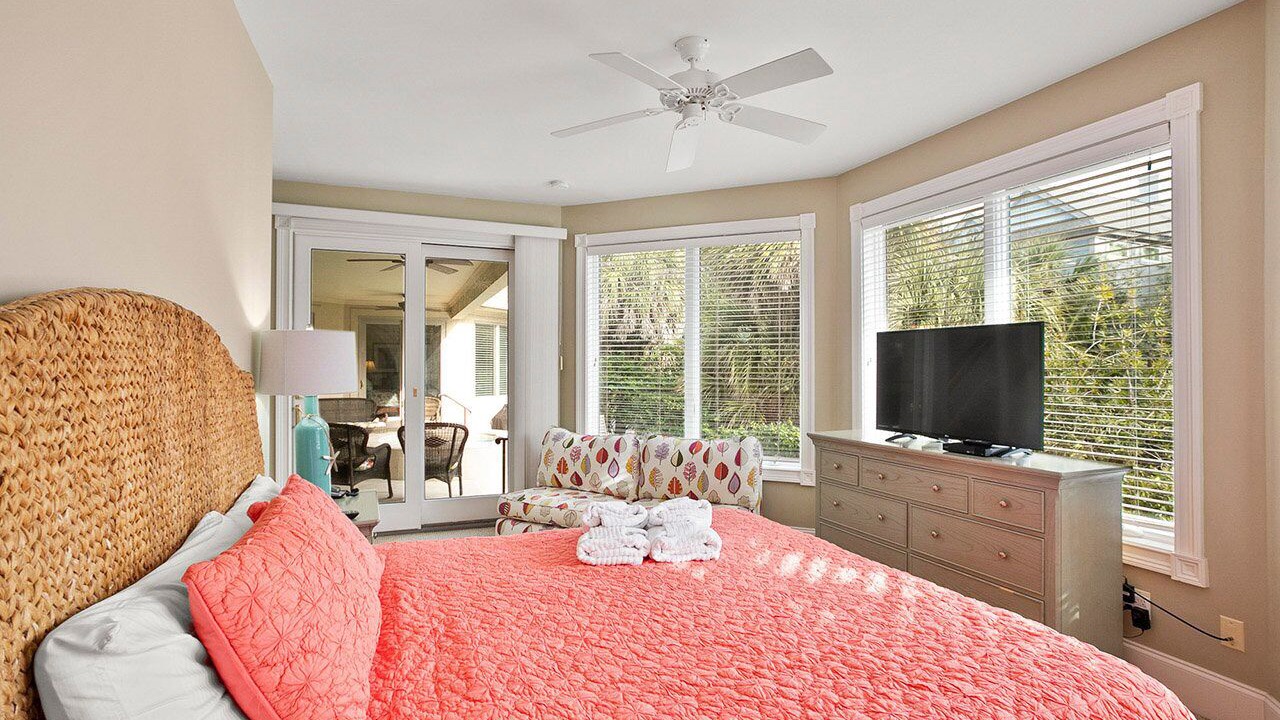 Photo of Bedroom in North Forest Beach