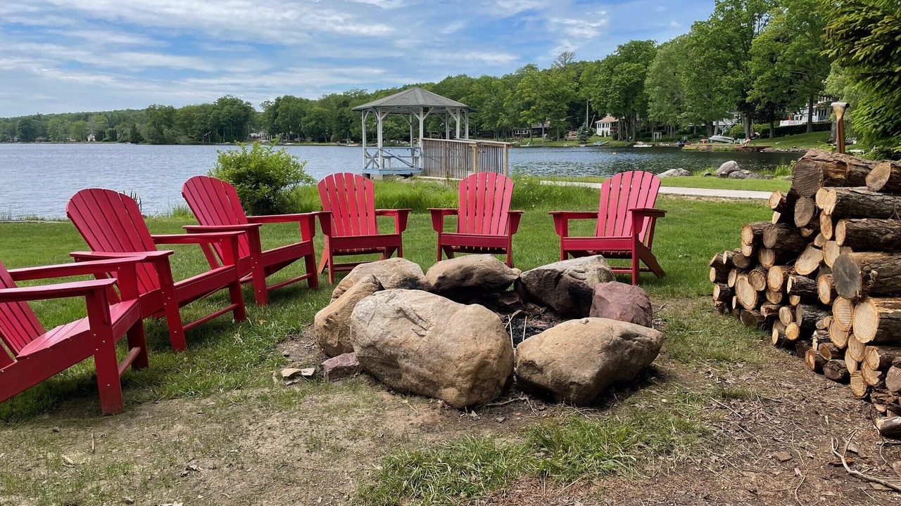 Photo of Others in Penn Lake Park