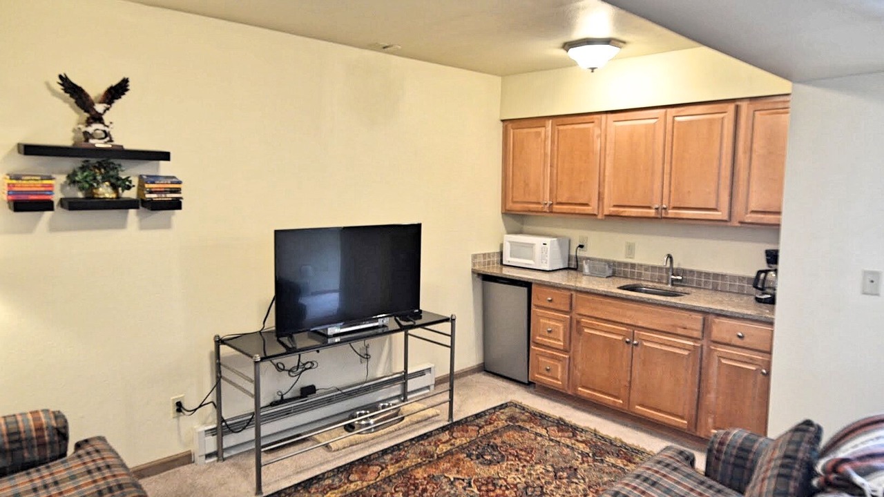 Photo of Bedroom in Warrior's Mark West