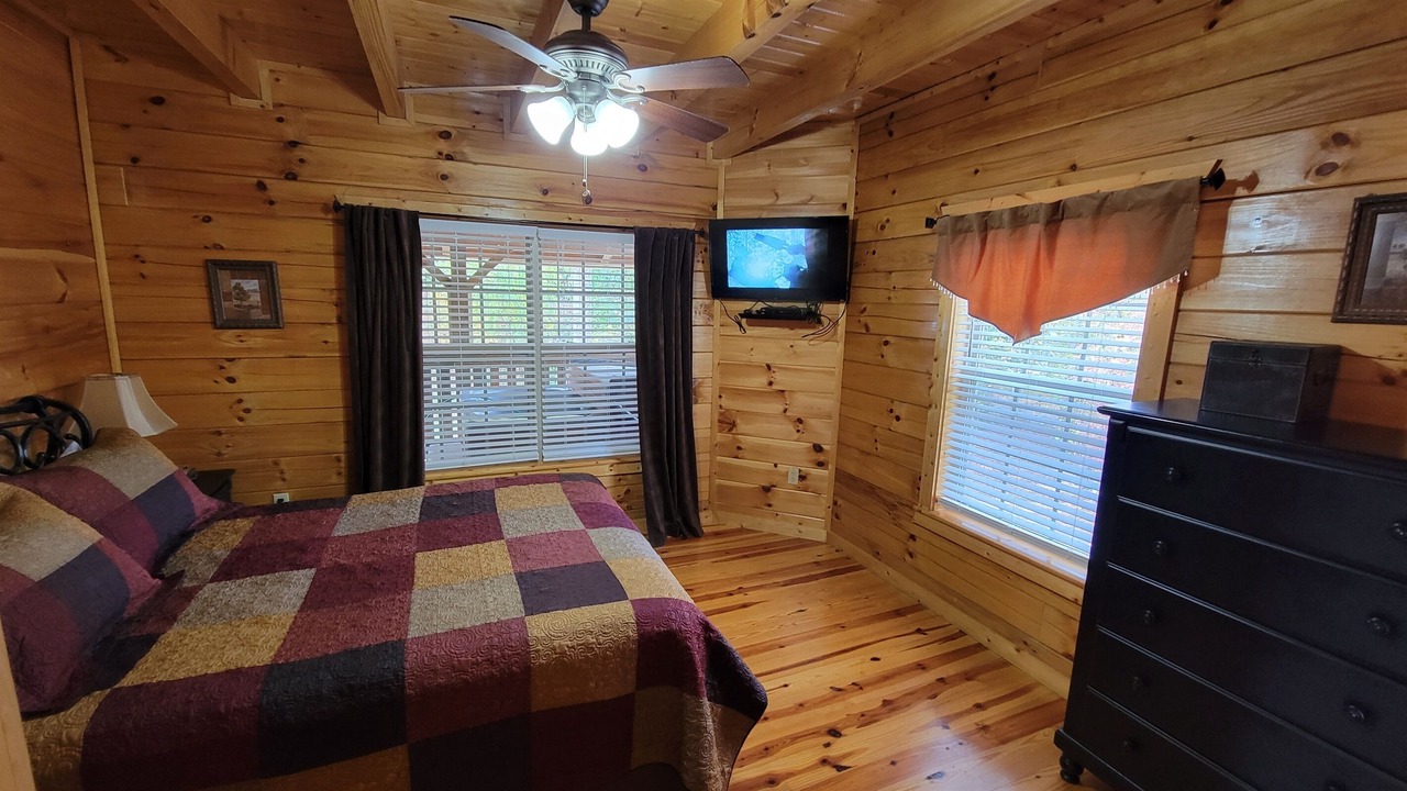 Photo of Others in Gatlinburg