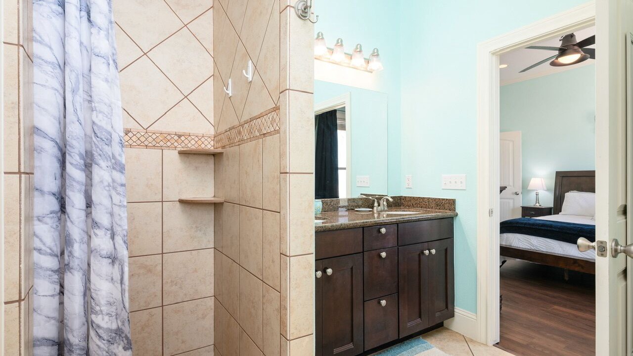 Photo of Bathroom in Crystal Beach