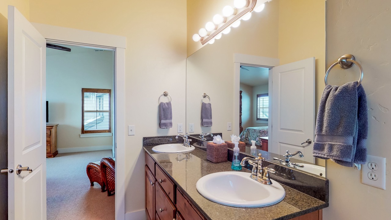 Photo of Bathroom in Bear Hollow Village