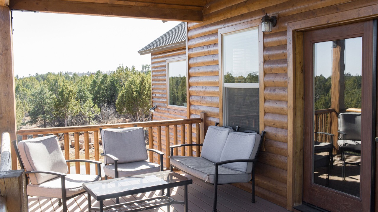Photo of Patio Balcony in Zion National Park East Entrance