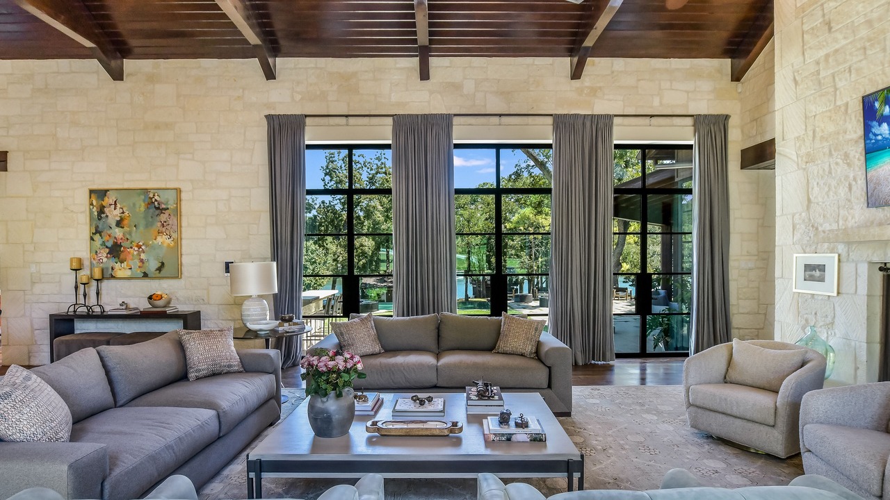 Photo of Bedroom in Cypress Banks