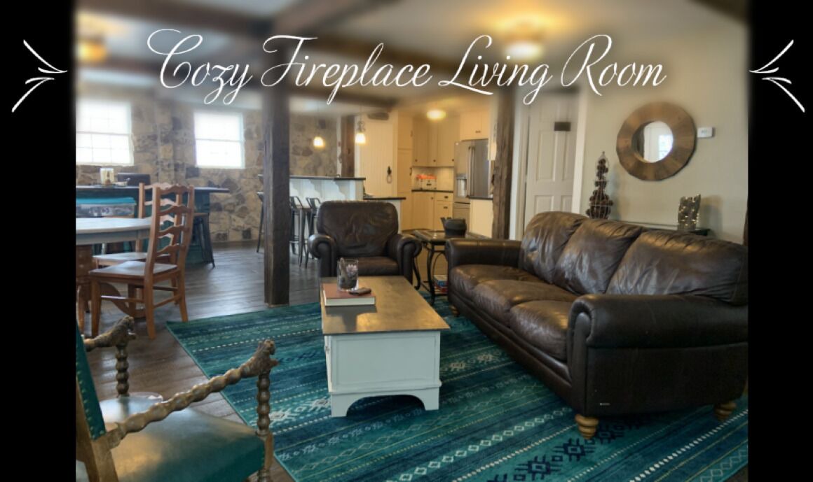 Photo of Livingroom in Evergreen