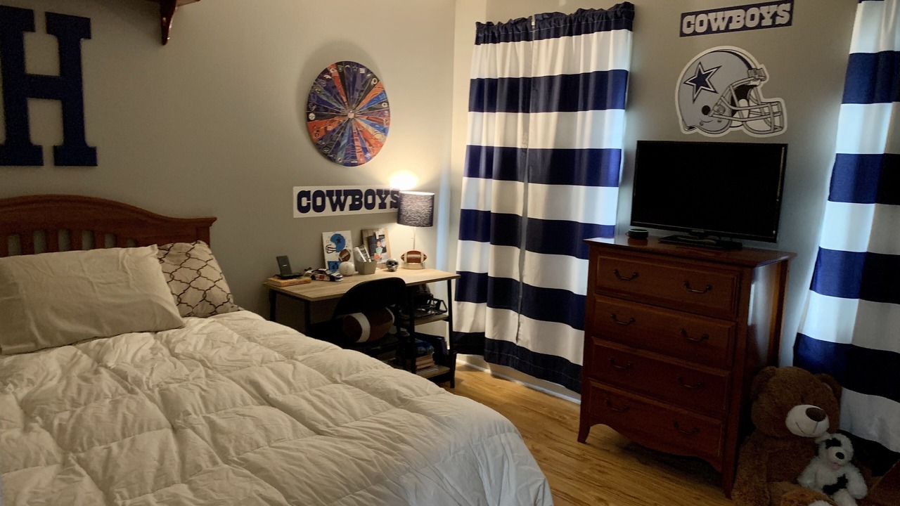 Photo of Bedroom in Bluff City