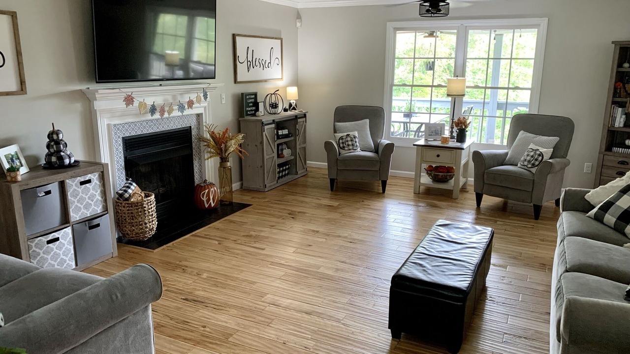 Photo of Livingroom in Bluff City