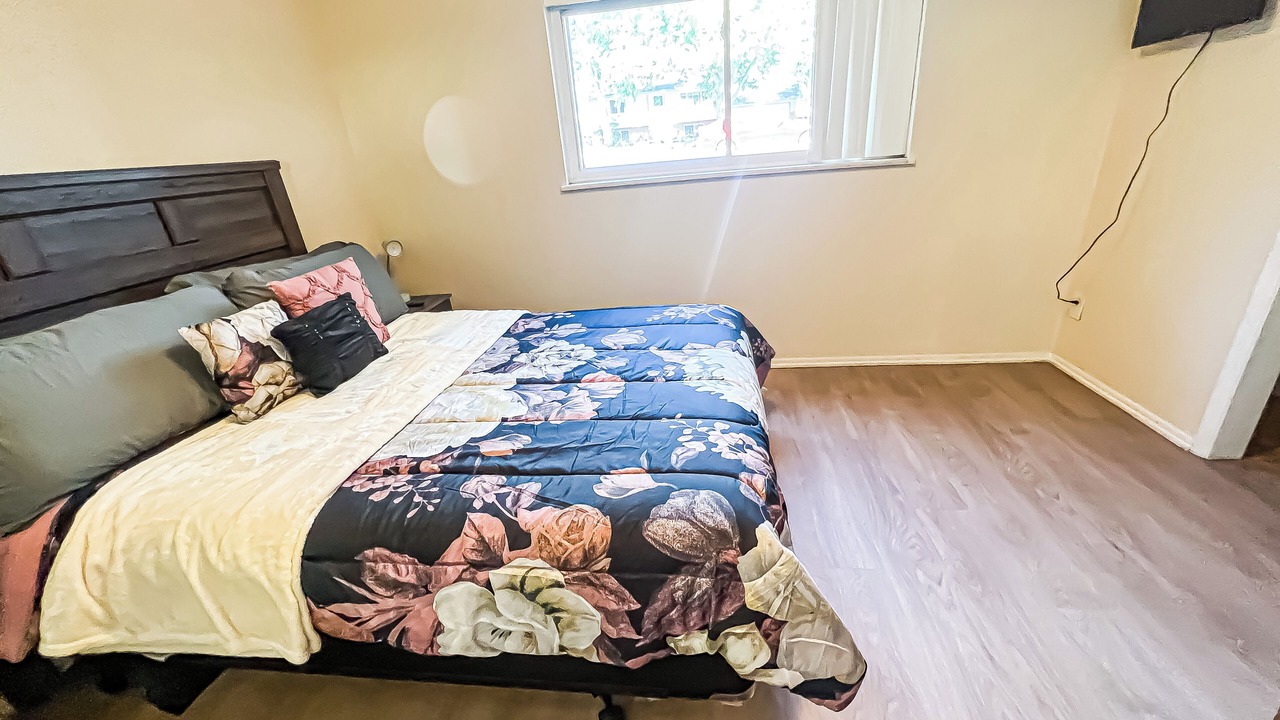 Photo of Bedroom in West Colorado Springs