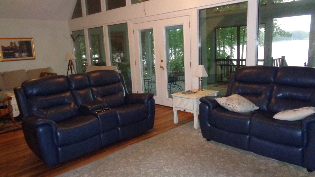 Photo of Livingroom in Lake Oconee