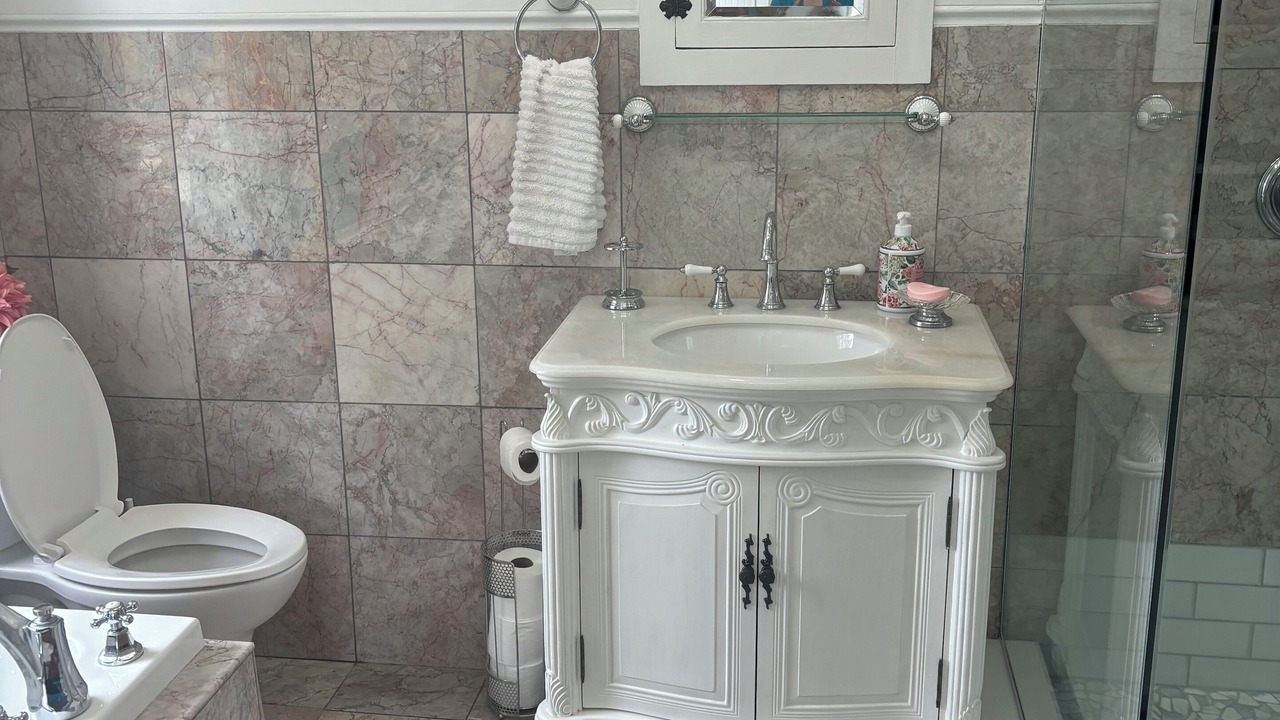 Photo of Bathroom in Wilmington Historic District