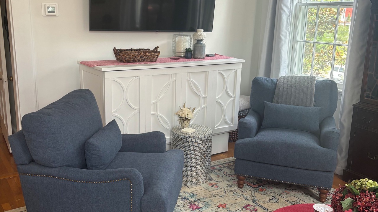 Photo of Livingroom in Wilmington Historic District