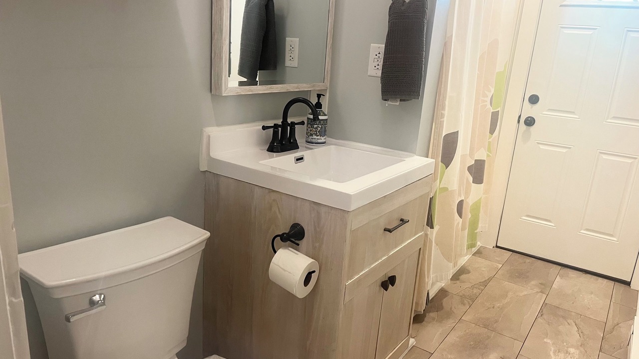 Photo of Bathroom in Union Pier