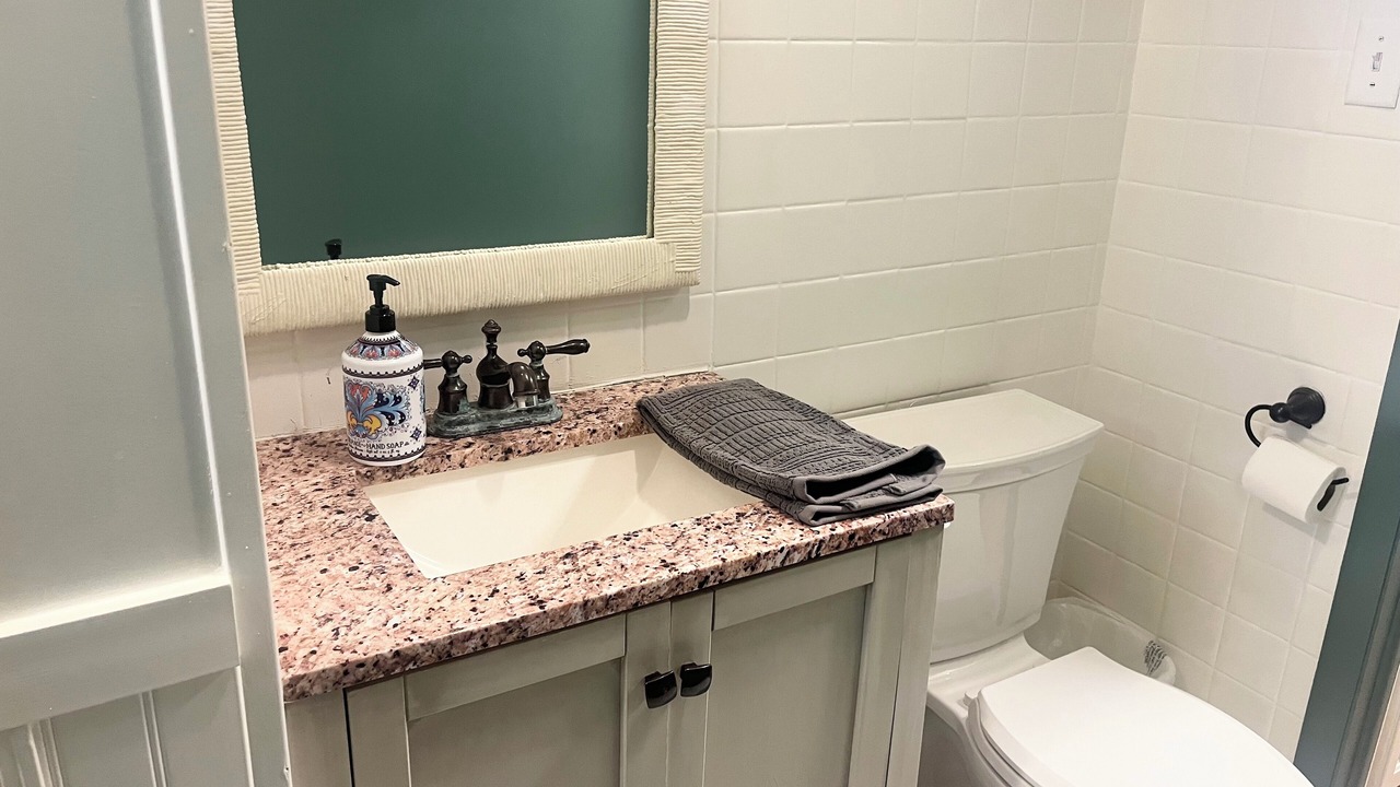 Photo of Bathroom in Union Pier