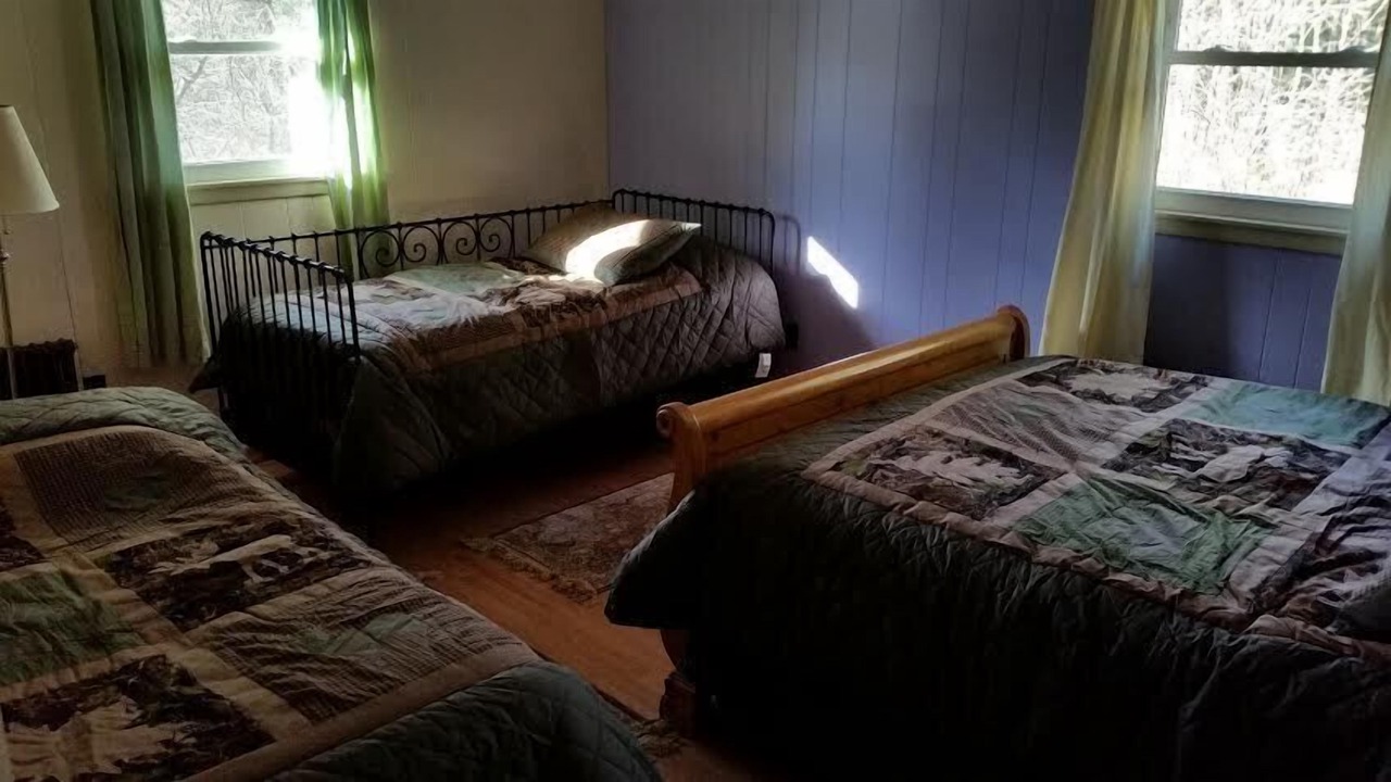 Photo of Bedroom in Johnsburg