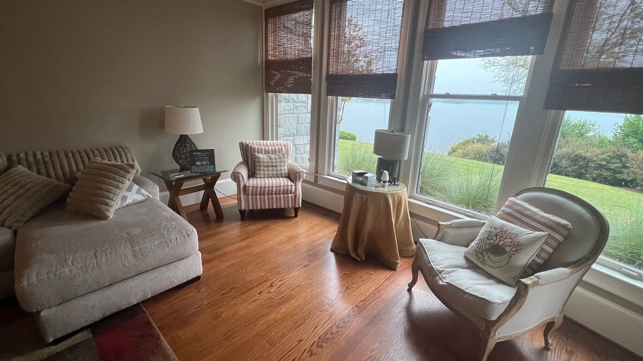 Photo of Livingroom in Lake Oconee