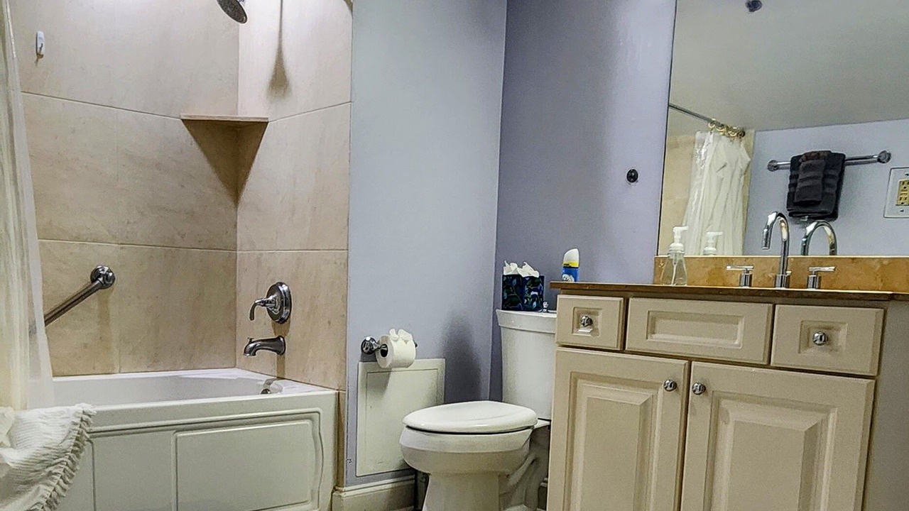 Photo of Bathroom in French Quarter