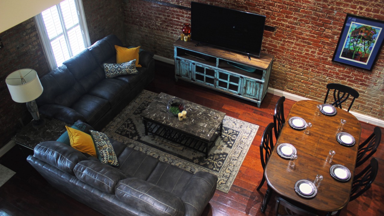 Photo of Livingroom in French Quarter