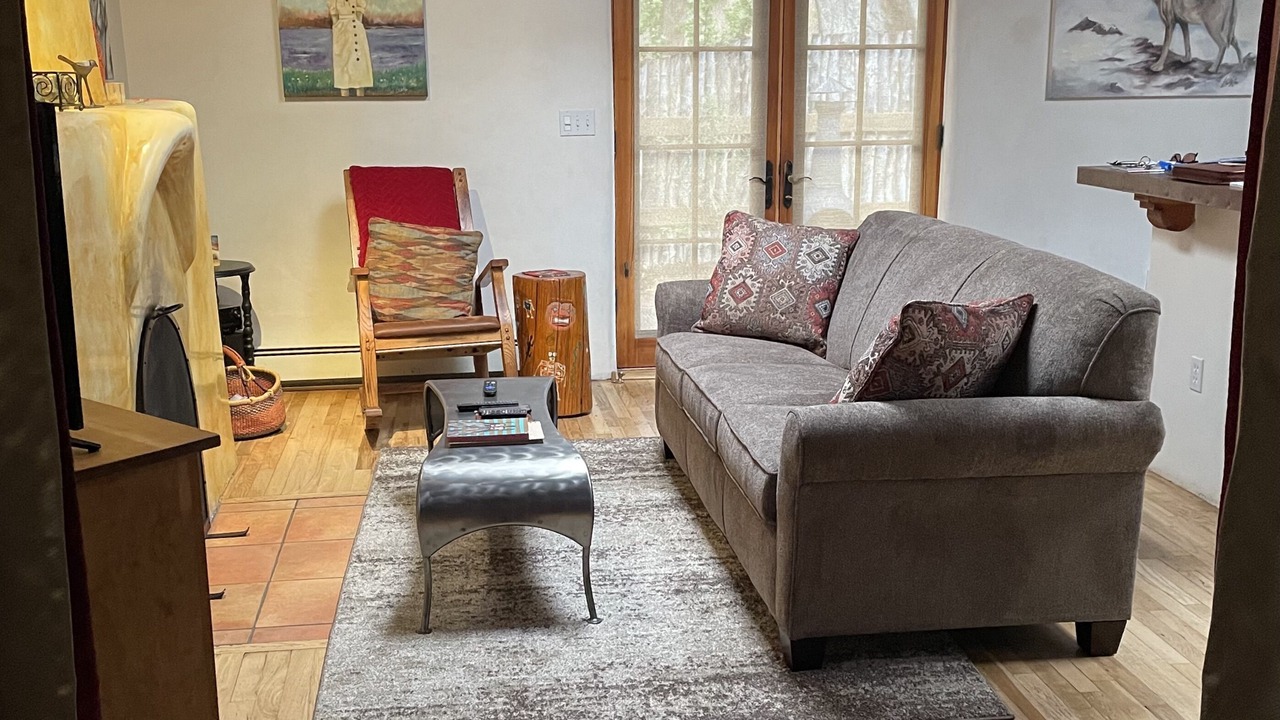 Photo of Livingroom in Taos
