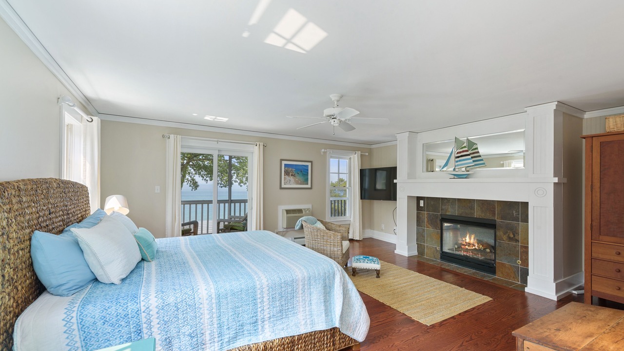 Photo of Livingroom in Union Pier