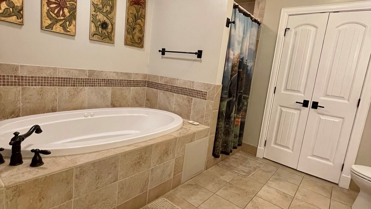 Photo of Bathroom in Pigeon Forge