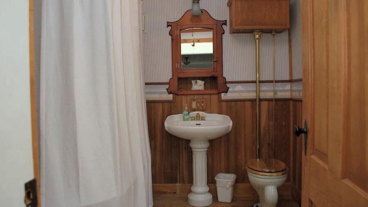 Photo of Bathroom in Seaside