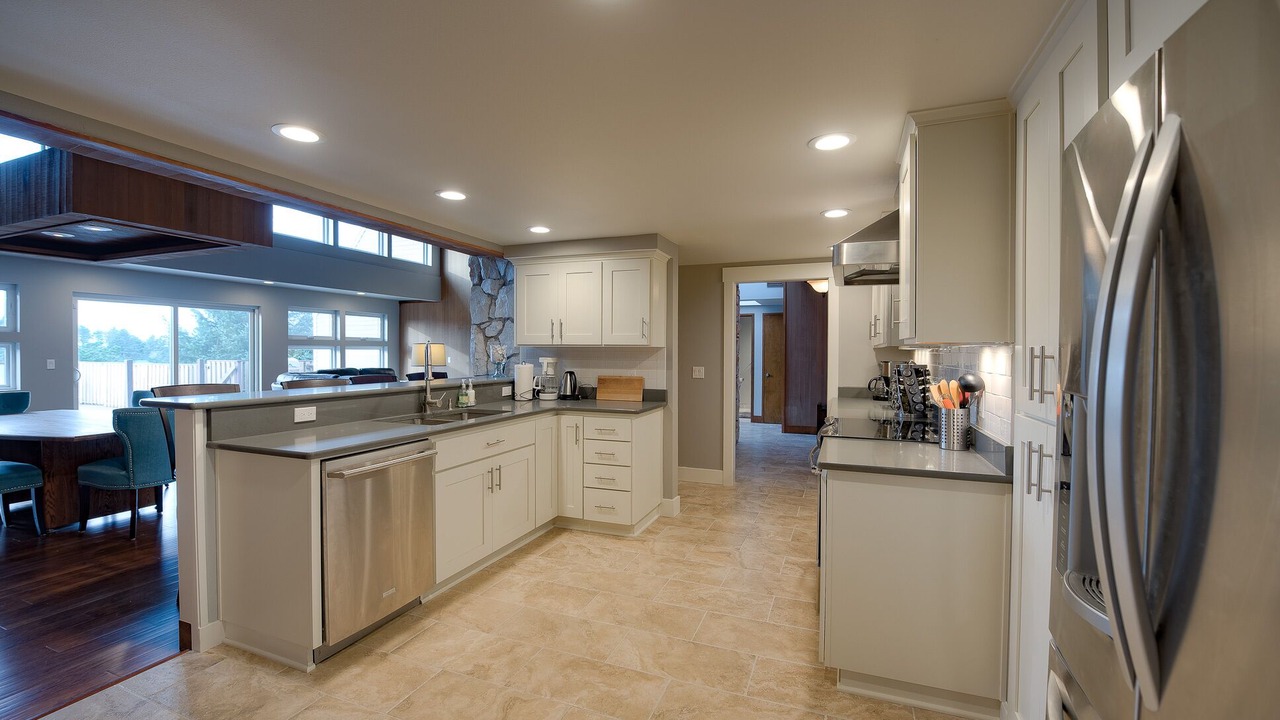 Photo of Bedroom in Surf Pines