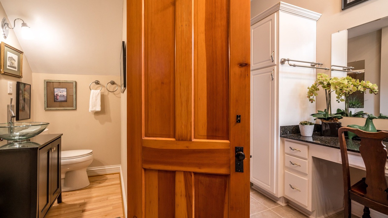 Photo of Bathroom in Deer Park